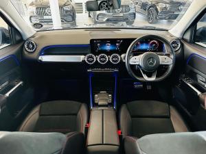Mercedes-Benz GLB GLB220d 4Matic AMG Line - Image 7