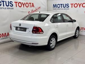 Volkswagen Polo sedan 1.6 Trendline - Image 5