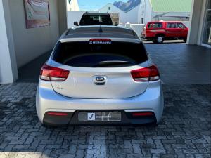 Kia Rio hatch 1.4 EX - Image 10