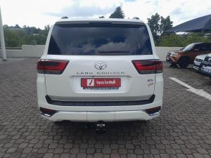 Toyota Land Cruiser 300 3.5T ZX - Image 5