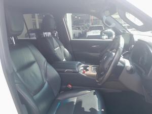 Toyota Land Cruiser 300 3.5T ZX - Image 15