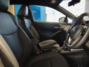 Toyota Corolla Cross 1.8 Hybrid XS - Image 18