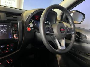 Nissan Navara 2.5DDTI PRO-4X 4X4 automatic D/C - Image 15