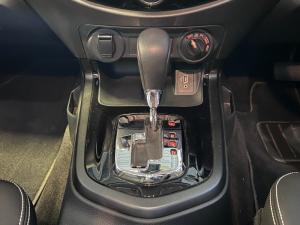 Nissan Navara 2.5DDTI PRO-4X 4X4 automatic D/C - Image 18
