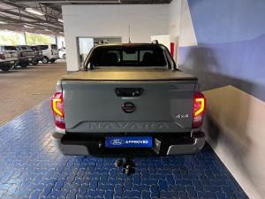 Nissan Navara 2.5DDTI PRO-4X 4X4 automatic D/C - Image 9