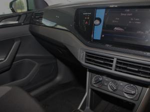 Volkswagen Polo hatch 1.0TSI Life manual - Image 11