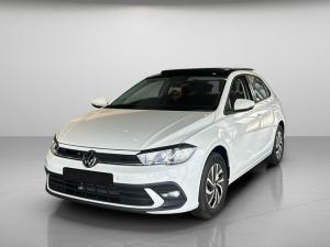 Volkswagen Polo hatch 1.0TSI Life manual - Image 3