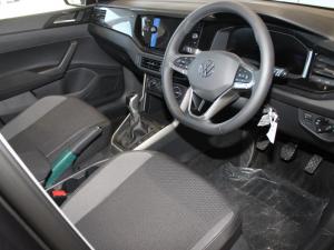 Volkswagen Polo hatch 1.0TSI Life manual - Image 11