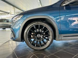 Mercedes-Benz GLA GLA200 Progressive - Image 4