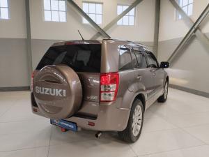 Suzuki Grand Vitara 2.4 Summit auto - Image 12