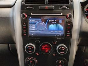 Suzuki Grand Vitara 2.4 Summit auto - Image 20