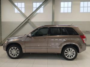 Suzuki Grand Vitara 2.4 Summit auto - Image 8