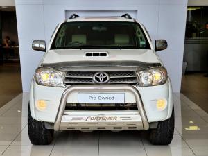 Toyota Fortuner 3.0D-4D auto - Image 3