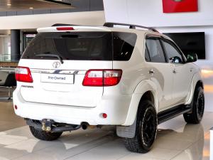 Toyota Fortuner 3.0D-4D auto - Image 9