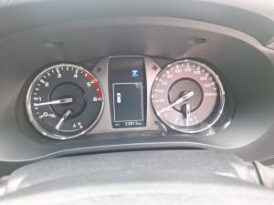 Toyota Hilux 2.8GD-6 48V double cab Raider - Image 17