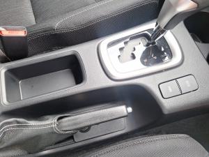 Toyota Hilux 2.8GD-6 48V double cab Raider - Image 18