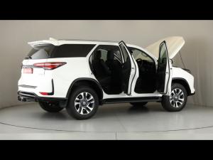 Toyota Fortuner 2.4GD-6 4x4 - Image 16