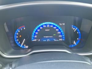 Toyota Corolla Cross 1.8 XR - Image 13