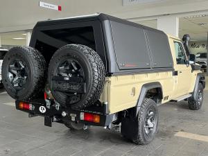 Toyota Land Cruiser 79 2.8GD-6 double cab - Image 6
