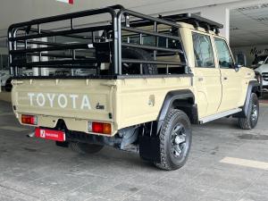 Toyota Land Cruiser 79 2.8GD-6 double cab - Image 11