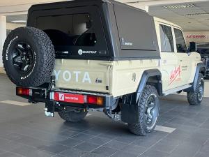 Toyota Land Cruiser 79 2.8GD-6 double cab - Image 2