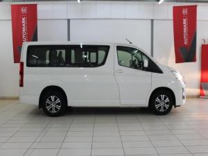 Toyota Quantum 2.8 GL 11 Seat - Image 12