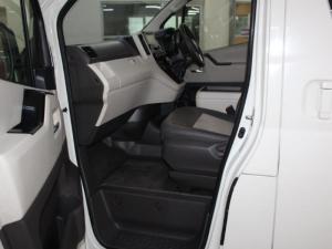 Toyota Quantum 2.8 GL 11 Seat - Image 6