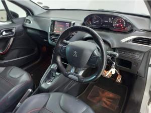 Peugeot 208 1.2T GT Line auto - Image 6