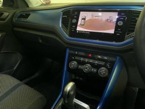 Volkswagen T-Roc 2.0TSI 140kW 4Motion Design - Image 12