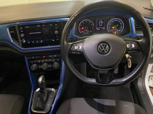 Volkswagen T-Roc 2.0TSI 140kW 4Motion Design - Image 8