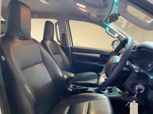 Toyota Hilux 2.4GD-6 double cab 4x4 SR - Image 9