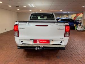 Toyota Hilux 2.4GD-6 double cab 4x4 SR - Image 4