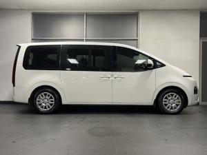 Hyundai Staria 2.2D Executive 9-seater - Image 6