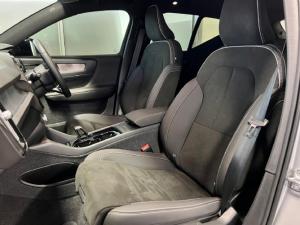 Volvo XC40 Recharge Twin Motor Ultimate - Image 11