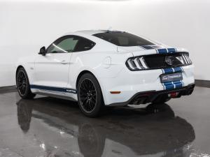 Ford Mustang 5.0 GT automatic - Image 2