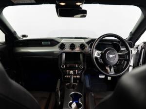 Ford Mustang 5.0 GT automatic - Image 9