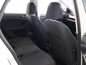 Volkswagen T-CROSS 1.0 TSI Comfortline - Image 17