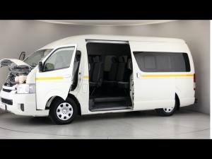 Toyota Hiace 2.5D-4D bus 14-seater GL - Image 12