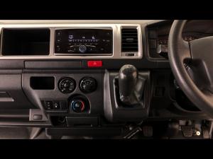 Toyota Hiace 2.5D-4D bus 14-seater GL - Image 24
