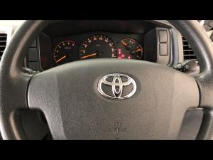 Toyota Hiace 2.5D-4D bus 14-seater GL - Image 26