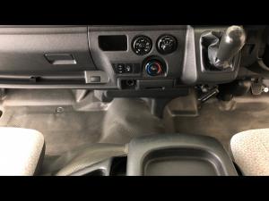 Toyota Hiace 2.5D-4D bus 14-seater GL - Image 28