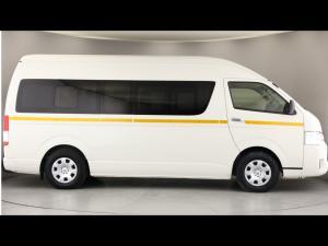 Toyota Hiace 2.5D-4D bus 14-seater GL - Image 3