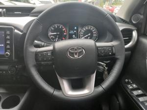 Toyota Hilux 2.8GD-6 double cab 4x4 Raider auto - Image 8