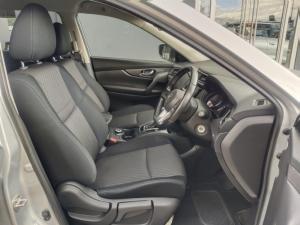 Nissan X-Trail 2.5 4x4 Acenta Tech - Image 7