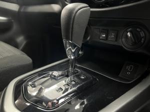 Nissan Navara 2.5DDTi double cab LE 4x4 - Image 14