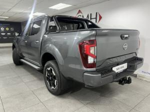 Nissan Navara 2.5DDTi double cab LE 4x4 - Image 3