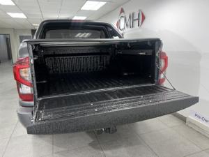 Nissan Navara 2.5DDTi double cab LE 4x4 - Image 5