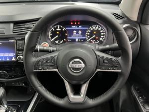 Nissan Navara 2.5DDTi double cab LE 4x4 - Image 9