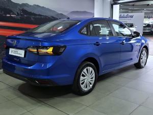 Volkswagen Polo 1.6 - Image 10