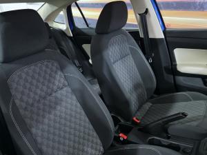 Volkswagen Polo 1.6 - Image 16